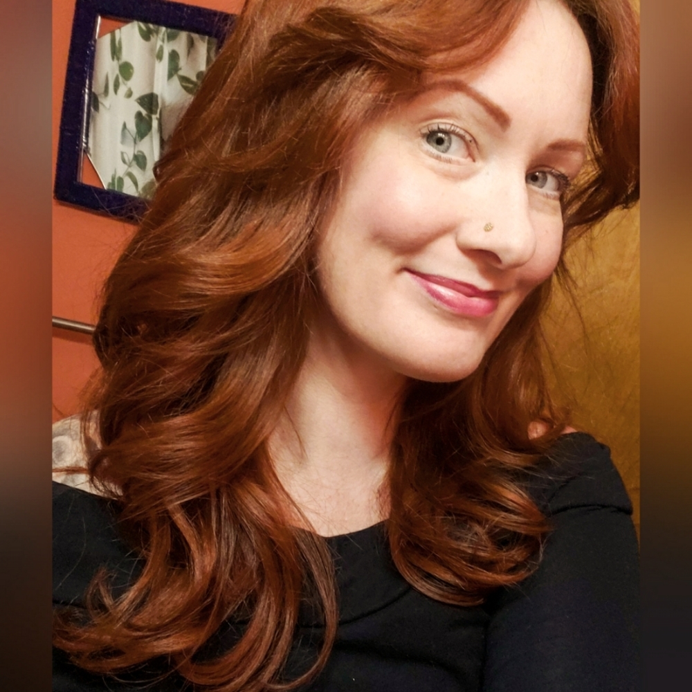 Meet your Posher, Caitlin
